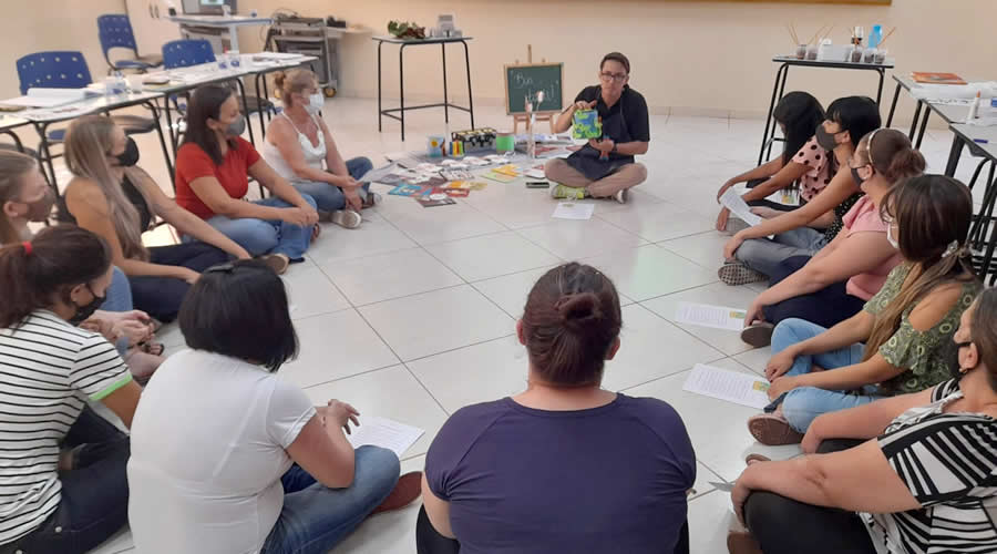 SEMEB finaliza treinamento dos professores das oficinas curriculares